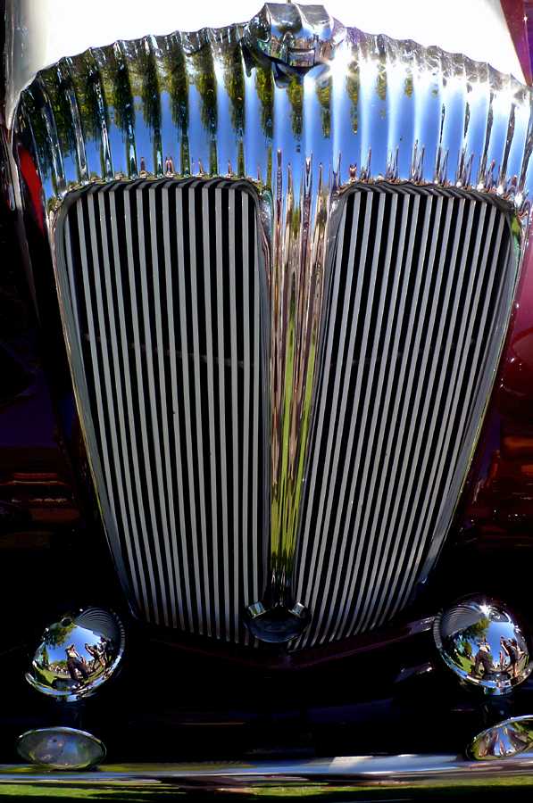 L1010153.JPG - What a beautiful grille.